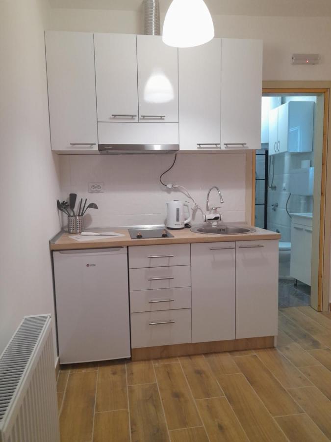 V & V Studio Apartments Ni Dış mekan fotoğraf