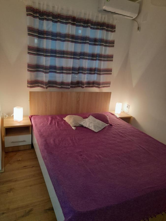 V & V Studio Apartments Ni Dış mekan fotoğraf